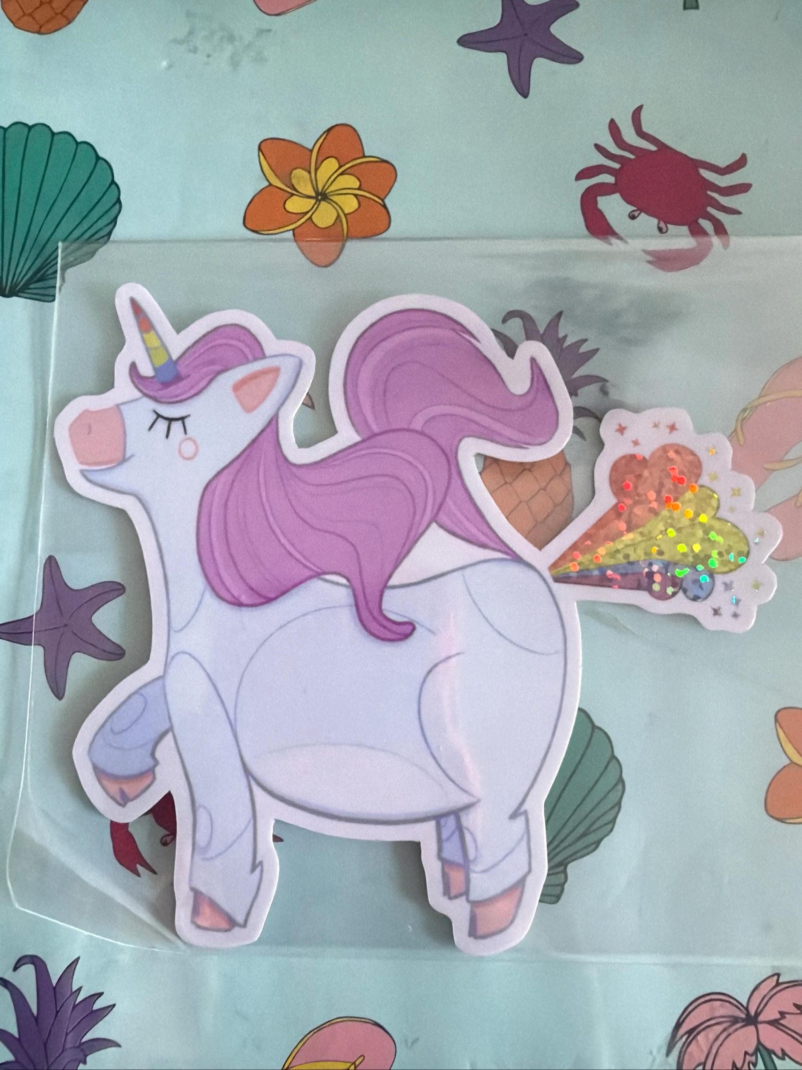 Sticker licorne arc-en-ciel 